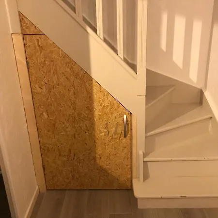 We ! Cocoon Duplex In Dowtown *